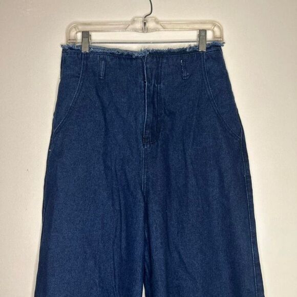 Forever 21 Womens Jeans size 28 High waisted denim wide leg pants raw hem - Picture 2 of 8
